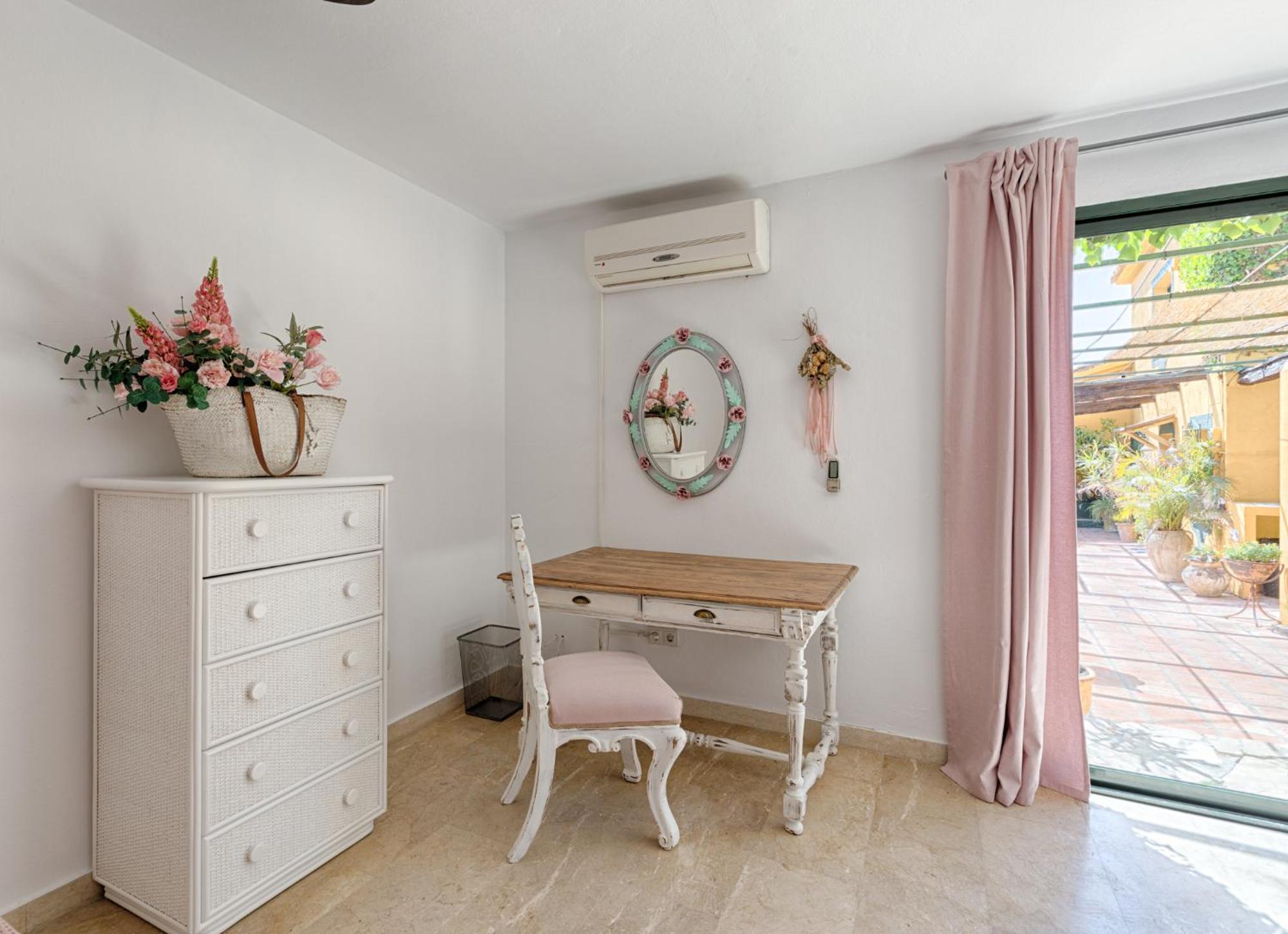 Hanami Finca Cumbres Borrascosas エステポナ エクステリア 写真